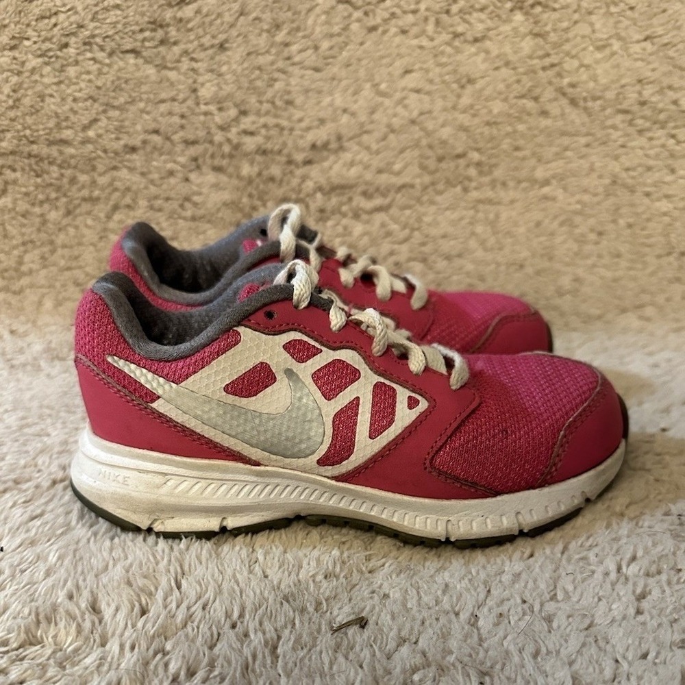Nike Dart 11 Kids Running Shoes Sneakers Pink White Silver 685167-600 Size 11C